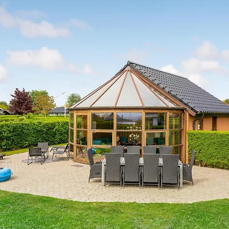 Two-bedroom In * Hejls